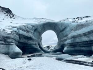 Read more about the article Venturing Iceland: Aurora Borealis and Hidden Treasures